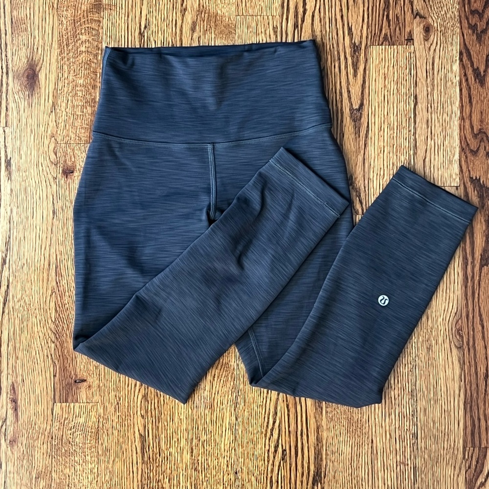 Lululemon Wunder Train Crop 23” size 4